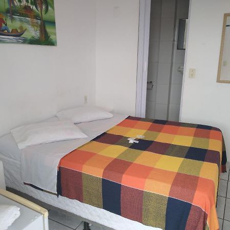 Hostel E Pousada Vila De Porto Порту-де-Галиньяш Экстерьер фото
