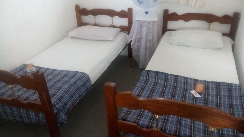 Hostel E Pousada Vila De Porto Порту-де-Галиньяш Экстерьер фото