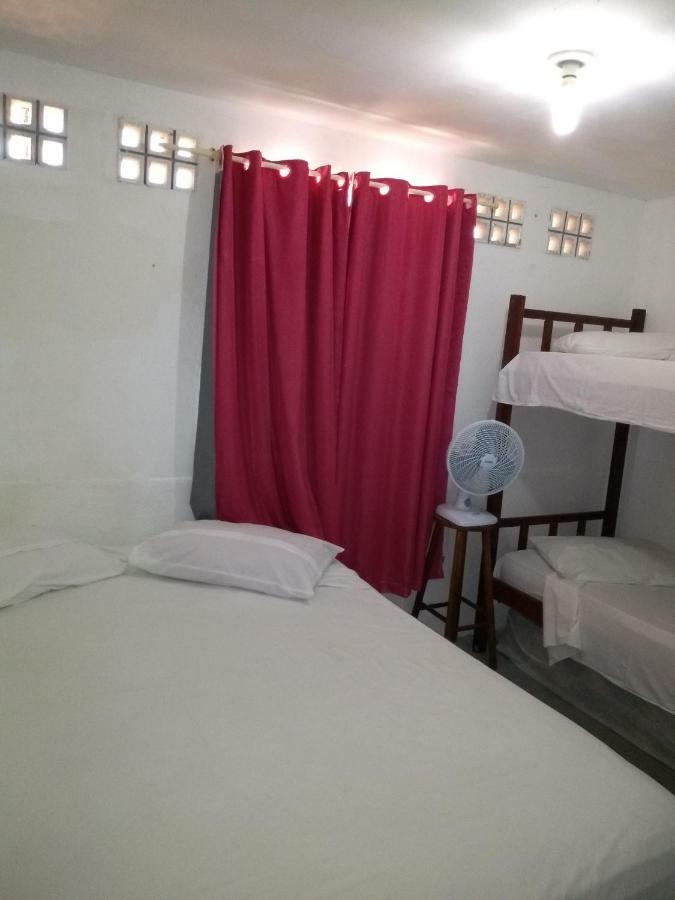 Hostel E Pousada Vila De Porto Порту-де-Галиньяш Экстерьер фото